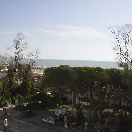 Korabi 4* Golem (Tirana)