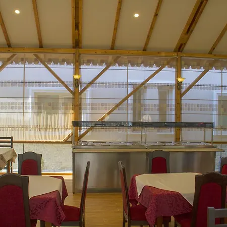 Hotel Korabi 4*